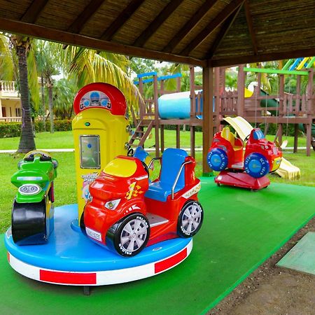 טאלה La Ensenada Beach Resort מראה חיצוני תמונה