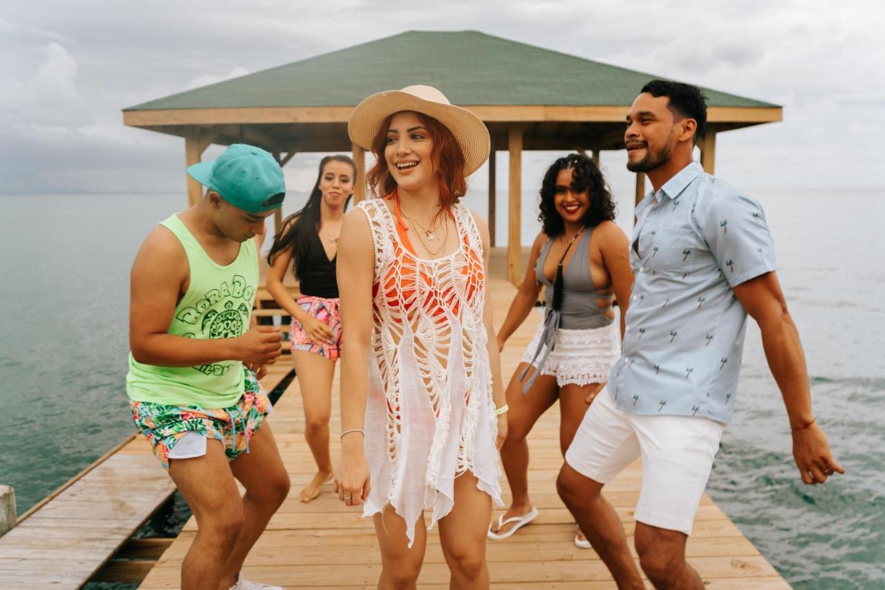 טאלה La Ensenada Beach Resort מראה חיצוני תמונה