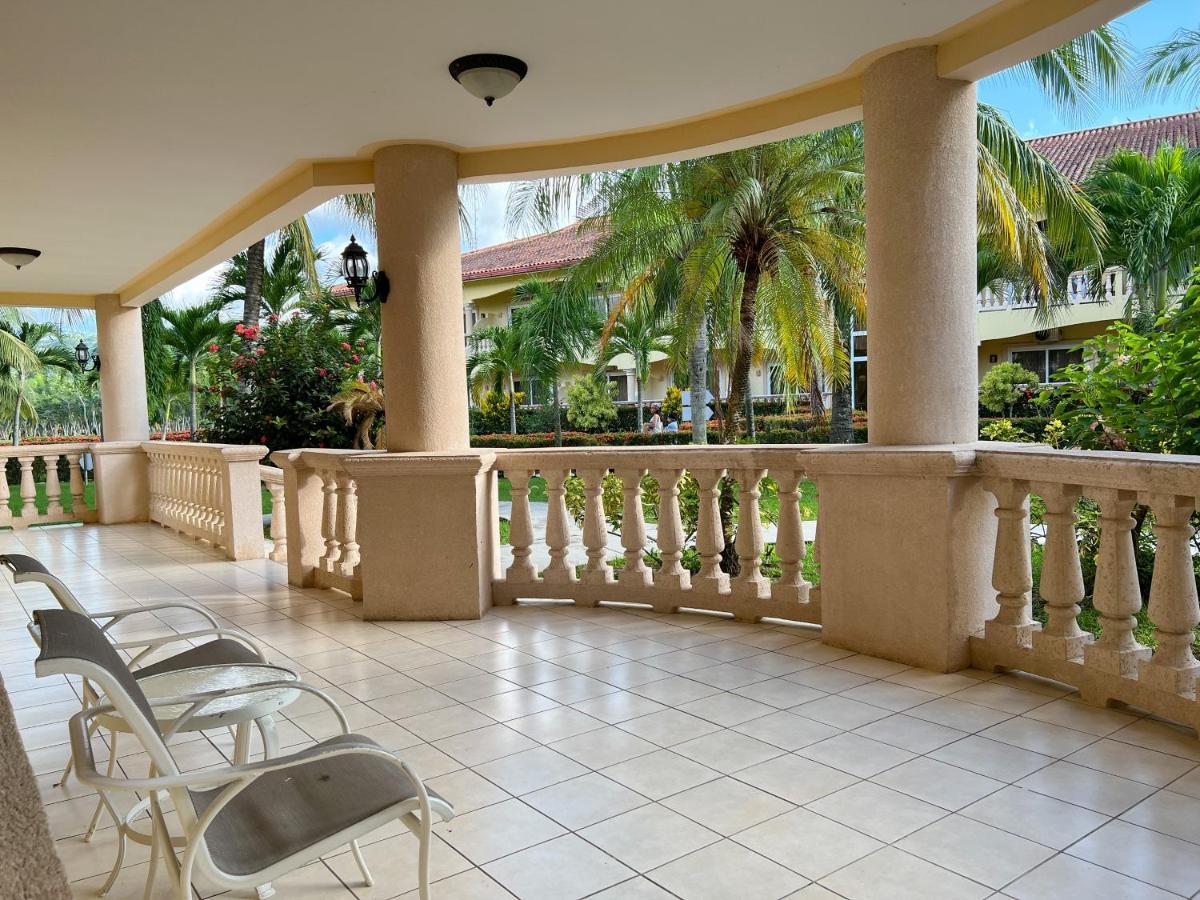 טאלה La Ensenada Beach Resort מראה חיצוני תמונה