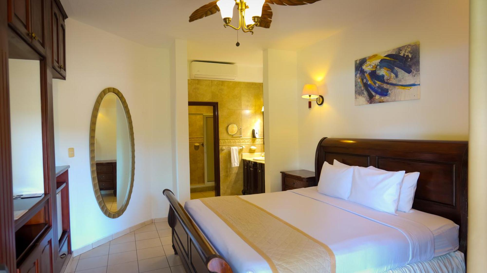 טאלה La Ensenada Beach Resort מראה חיצוני תמונה