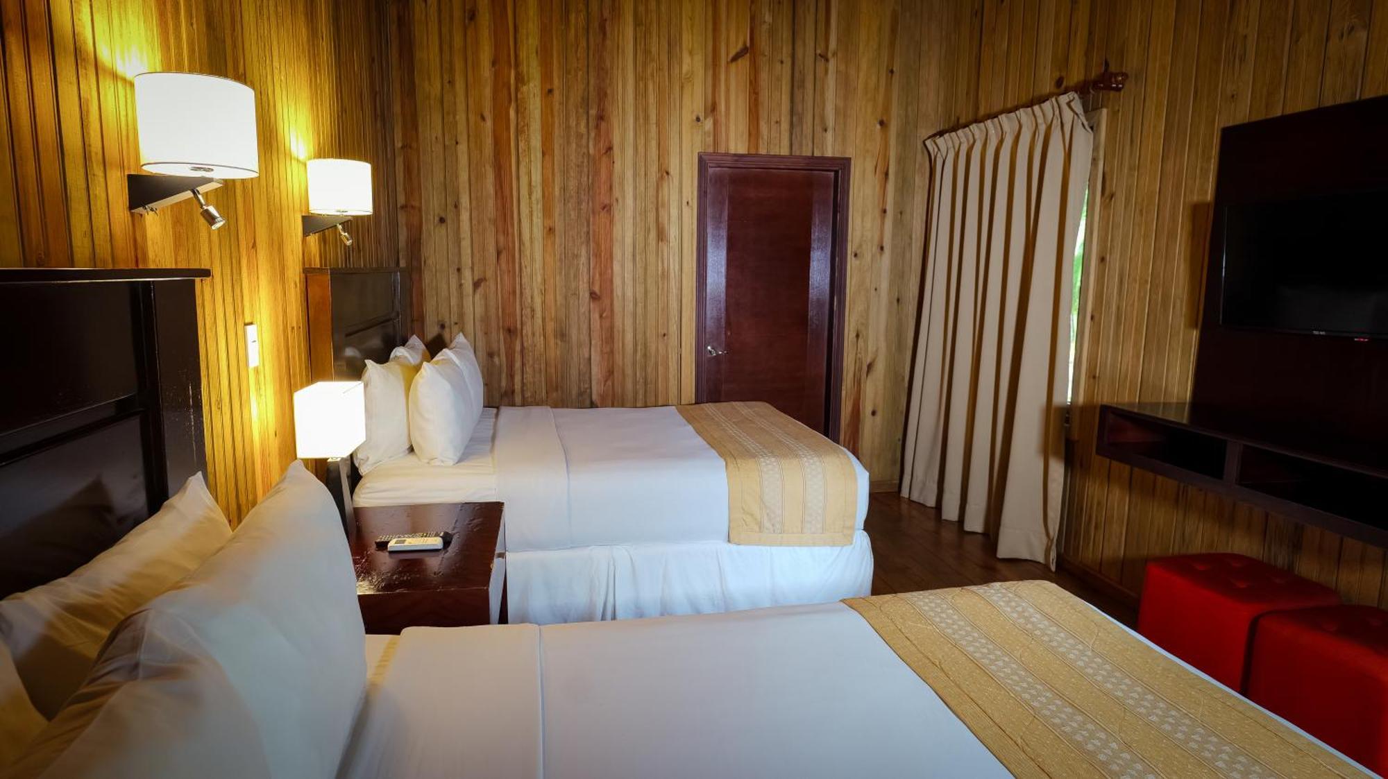 טאלה La Ensenada Beach Resort מראה חיצוני תמונה